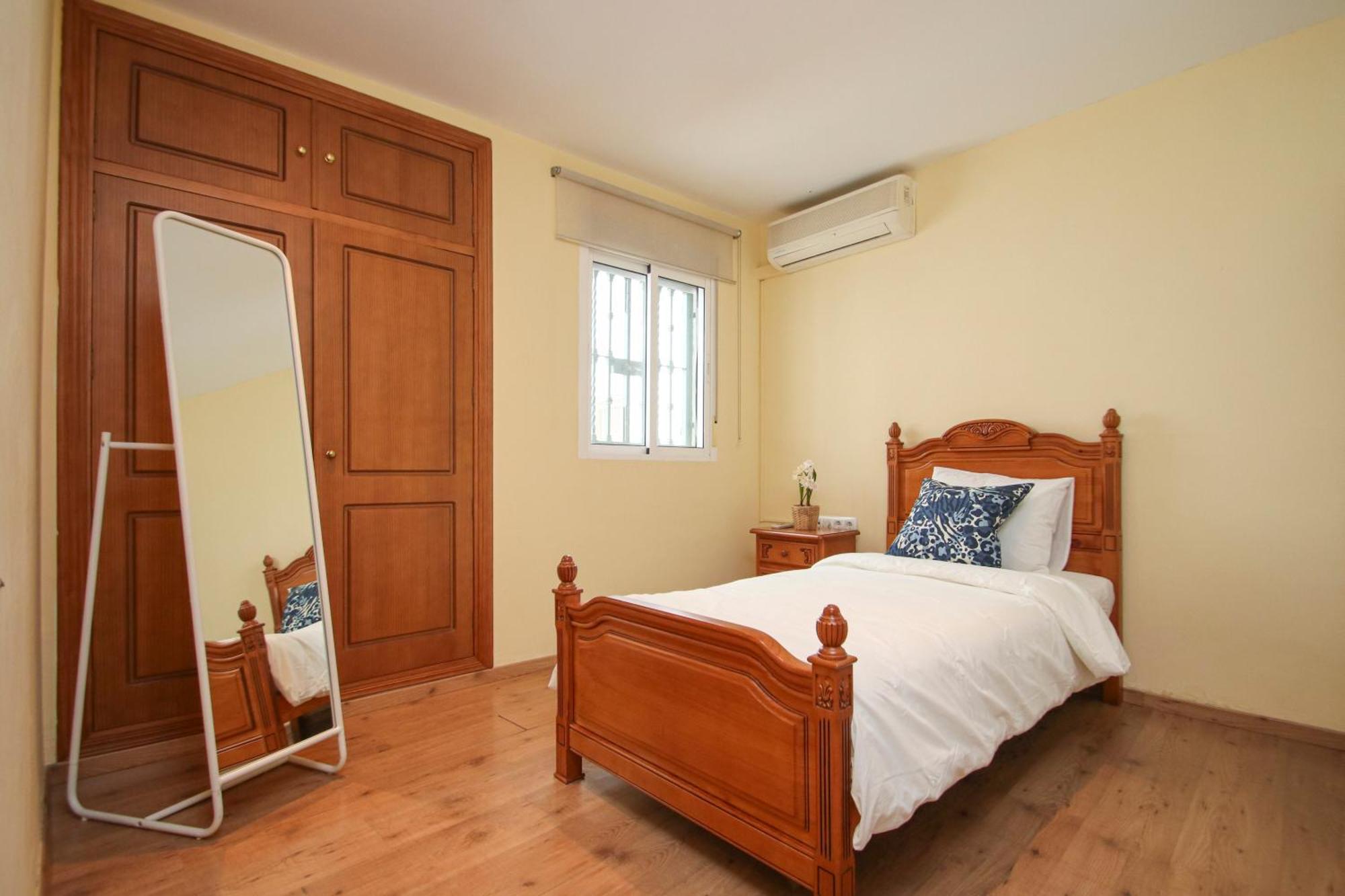 Spacious 2 Bedroom Apt In The Heart Of Triana 塞维利亚 外观 照片